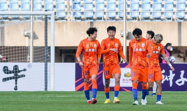 开云登录入口地址-双杀！泰山连续5年进足协杯4强 连冠须挫上海双雄