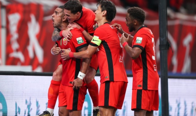 开云电子-海港全队结束多哈冬训返回国内，热身赛两战泽尼特共丢10球