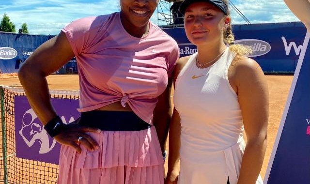 开云登录入口地址-帕尔马赛小威首秀轻松过关 赛后“迷妹”对手求合影