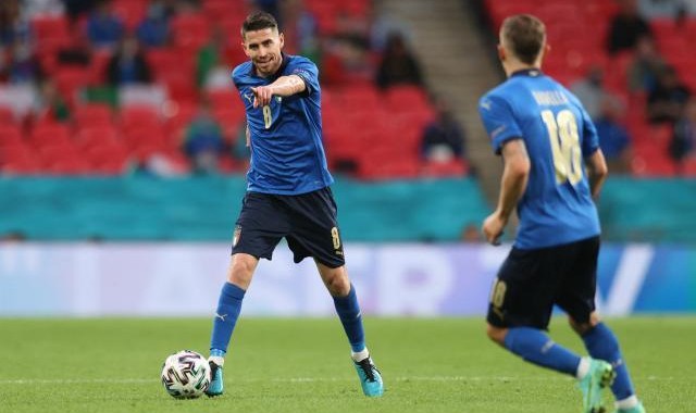 开云登录入口地址-梁熙明：“美丽足球”现原形，曼奇尼已交出90分答卷