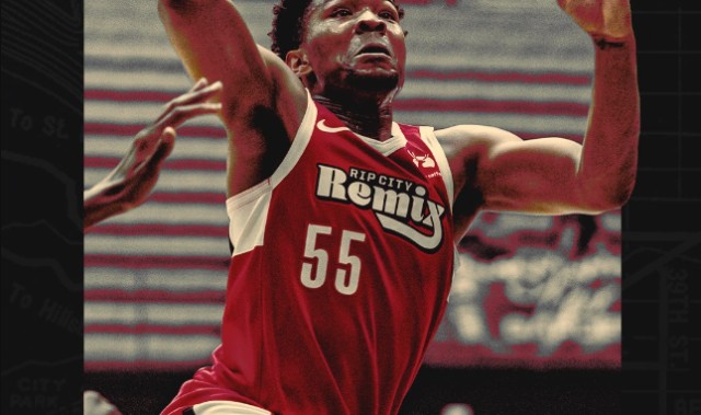 开云登录入口地址-13中4+5失误！杨瀚森遭2.11米中锋打爆 连场被碾压斯帅暗示差得远