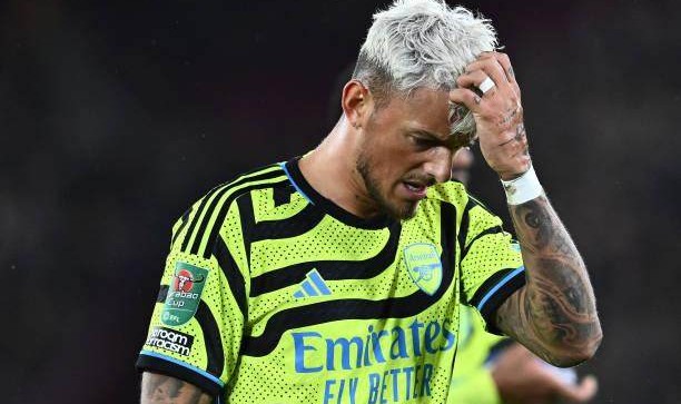 开云登录入口地址-5比0后遭当头一锤，阿森纳“体面”大败需作何总结？